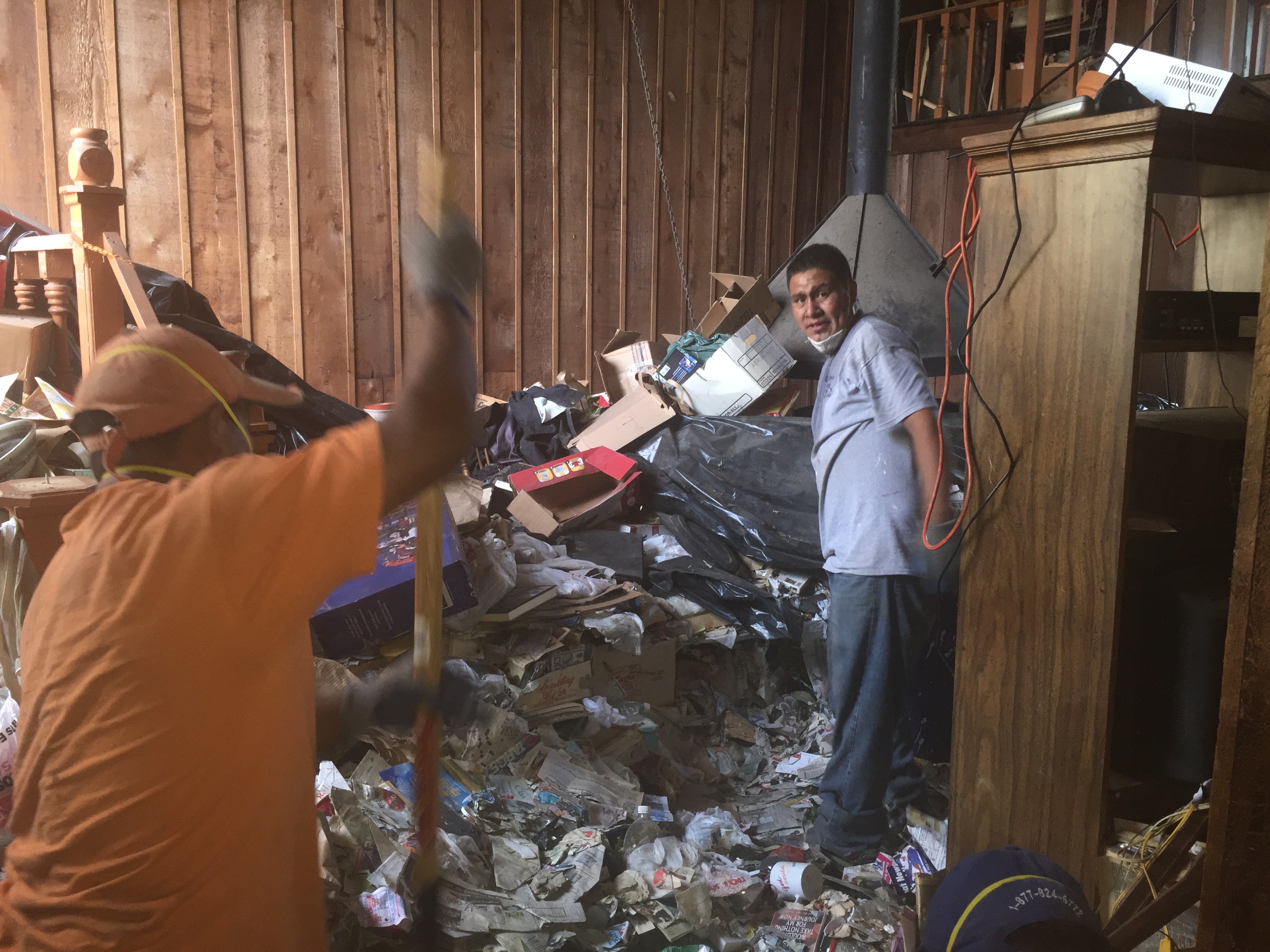 hoarder cleaning la crescenta