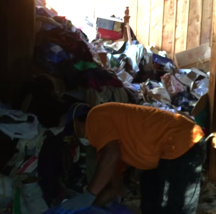 hoarder cleaning la crescenta